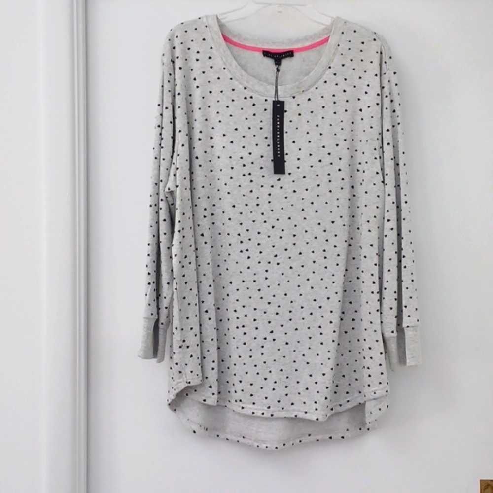 Women's plus size top